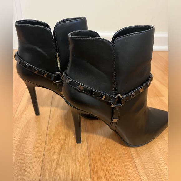 Very elegant and chic black Valentino style boots - Picture 2 of 10